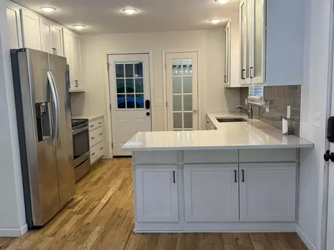 Kitchen - 280 Sharyhill Rd, Branson, MO 65616 photo 2 of 4