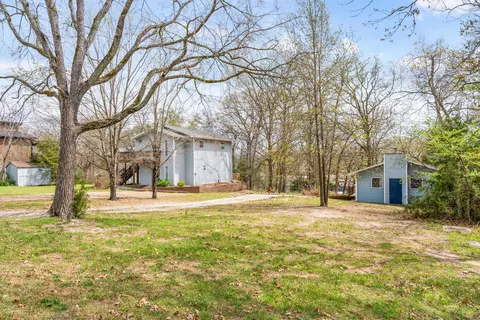 Exterior - 272 Cave Ln, Branson, MO 65615 photo 4 of 7