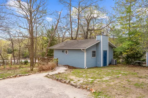 Exterior - 272 Cave Ln, Branson, MO 65615 photo 5 of 7