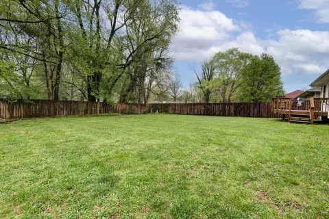 2251 S Kimbrough Ave, Springfield, MO 65807 photo 21