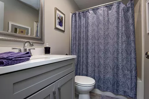 2251 S Kimbrough Ave, Springfield, MO 65807 photo 18