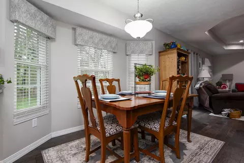 2251 S Kimbrough Ave, Springfield, MO 65807 photo 10