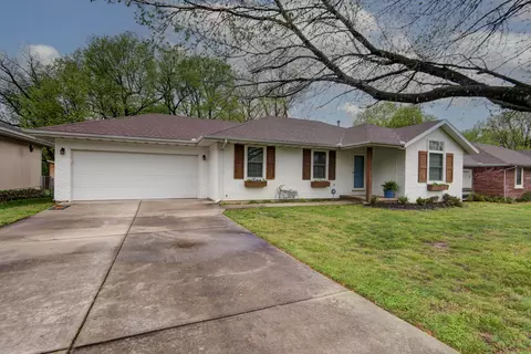 2251 S Kimbrough Ave, Springfield, MO 65807 photo 25