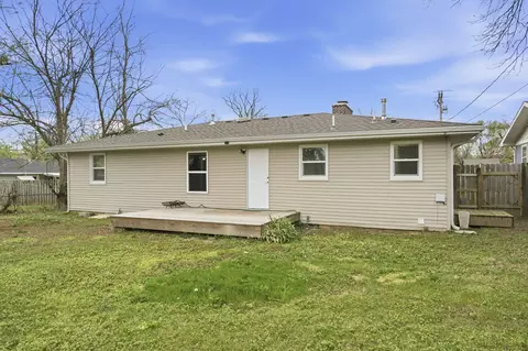 Exterior - 1448 E Seminole St, Springfield, MO 65804 photo 7 of 9