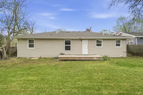 Exterior - 1448 E Seminole St, Springfield, MO 65804 photo 8 of 9