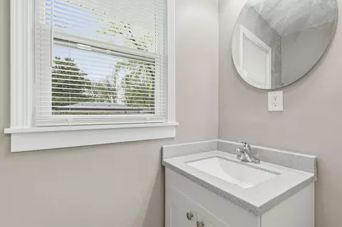 Bath - 1448 E Seminole St, Springfield, MO 65804 photo 1 of 2