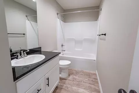 Bath - 2644 N Prospect Ave, Springfield, MO 65803 photo 5 of 5