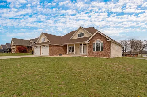 Exterior - 1485 Knightsbridge Rd, Marshfield, MO 65706 photo 3 of 10