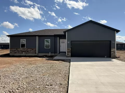 123 Bailey Dr, Mount Vernon, MO 65712
