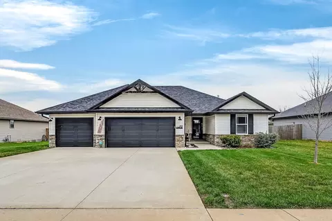 283 Hickory Hills St, Rogersville, MO 65742