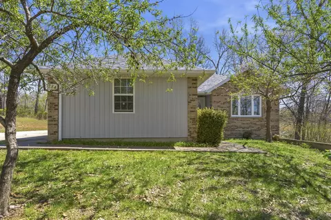 284 Hoot Owl, Highlandville, MO 65669