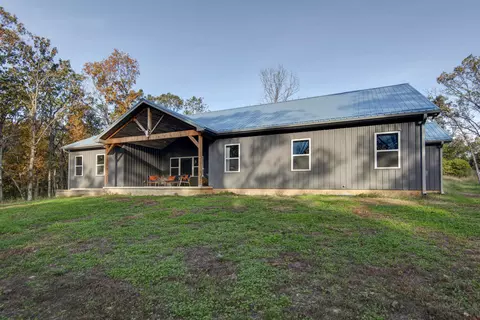3491 Highway P, Louisburg, MO 65685