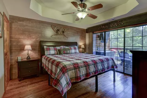 Bedroom - 24 Village Trl #2, Branson, MO 65616 photo 4 of 6