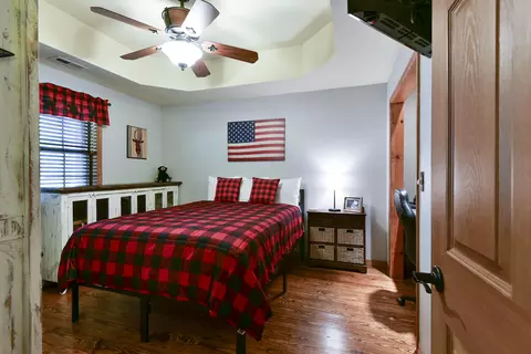 Bedroom - 24 Village Trl #2, Branson, MO 65616 photo 1 of 6