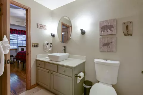 Bath - 24 Village Trl #2, Branson, MO 65616 photo 1 of 3