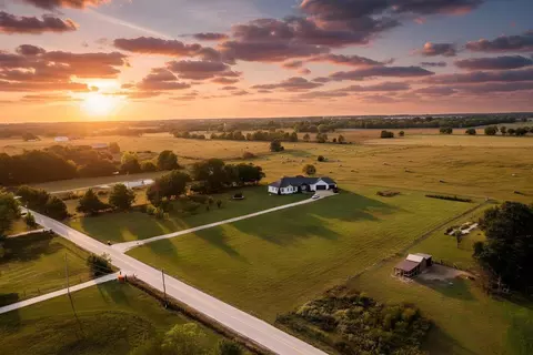 View/Area - 7990 E Farm Road 116, Strafford, MO 65757 photo 4 of 7