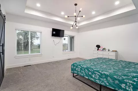 Bedroom - 7990 E Farm Road 116, Strafford, MO 65757 photo 1 of 4