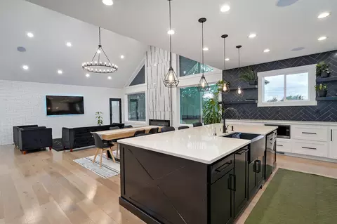 Kitchen - 7990 E Farm Road 116, Strafford, MO 65757 photo 1 of 5