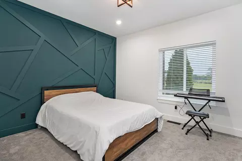 Bedroom - 7990 E Farm Road 116, Strafford, MO 65757 photo 3 of 4