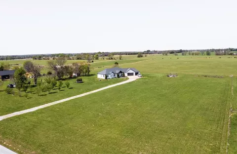 View/Area - 7990 E Farm Road 116, Strafford, MO 65757 photo 1 of 7