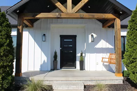 Exterior - 7990 E Farm Road 116, Strafford, MO 65757 photo 3 of 6