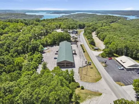View/Area - 982 Indian Point Rd #325, Branson, MO 65616 photo 2 of 2