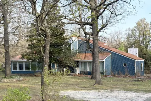 4647 E 13th St, Joplin, MO 64801