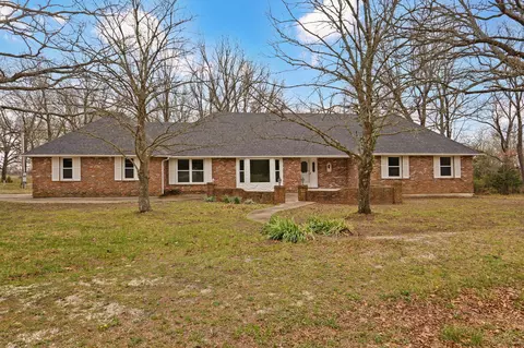 936 E 482nd Rd, Bolivar, MO 65613