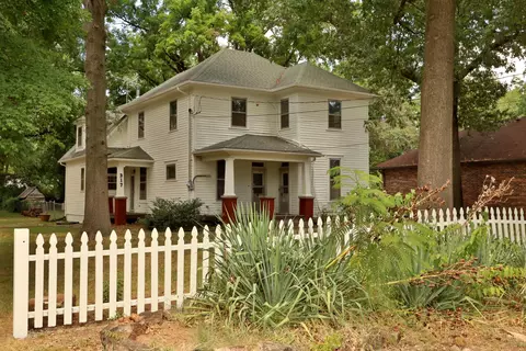 Exterior - 317 E Glenwood St, Springfield, MO 65807 photo 20 of 31