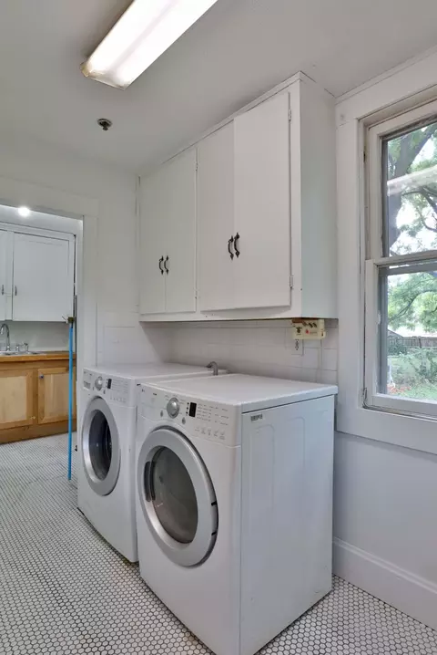 Other - 317 E Glenwood St, Springfield, MO 65807 photo 3 of 25