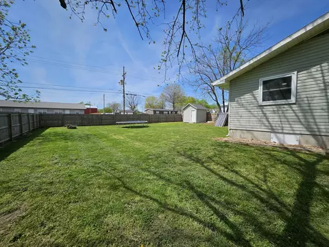 304 3rd St, Purdy, MO 65734 photo 18