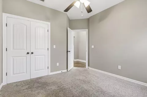 Bedroom - 831 N Grapevine Rd, Springfield, MO 65802 photo 8 of 11