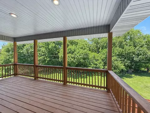 Exterior - 831 N Grapevine Rd, Springfield, MO 65802 photo 5 of 8