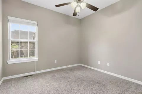 Bedroom - 831 N Grapevine Rd, Springfield, MO 65802 photo 7 of 11
