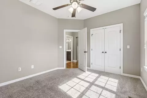Bedroom - 831 N Grapevine Rd, Springfield, MO 65802 photo 6 of 11