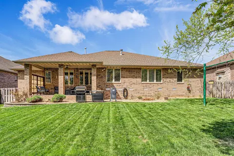 Exterior - 5034 S Burrows Ave, Springfield, MO 65810 photo 6 of 9