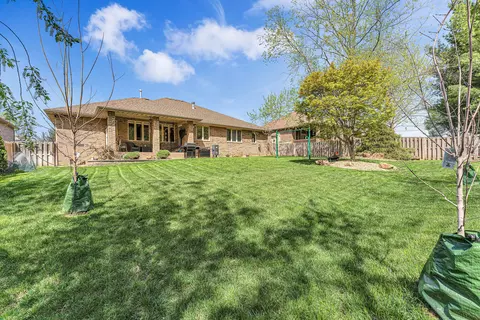 Exterior - 5034 S Burrows Ave, Springfield, MO 65810 photo 5 of 9