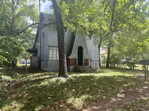 109 N Jackson Ave, Joplin, MO 64801