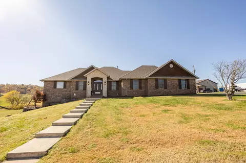 5105 W Dulin Ln, Brookline, MO 65619 photo 3