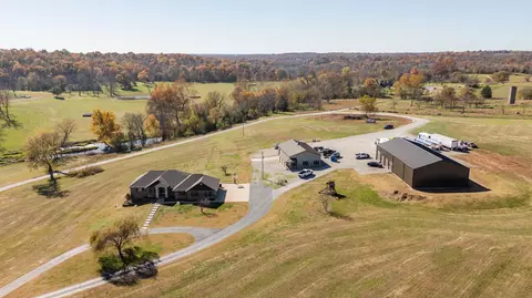 5105 W Dulin Ln, Brookline, MO 65619 photo 2