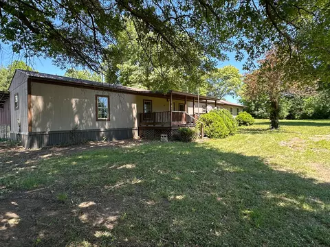410 W First St, Miller, MO 65707