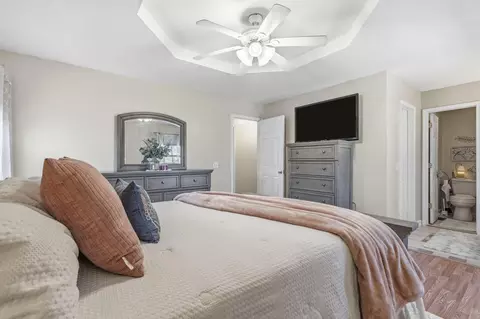 Bedroom - 1329 S State Highway Uu, Chadwick, MO 65629 photo 3 of 4