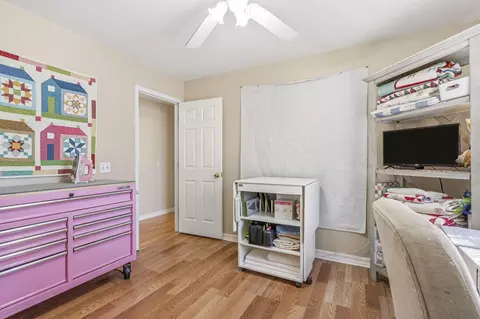 Bedroom - 1329 S State Highway Uu, Chadwick, MO 65629 photo 4 of 4