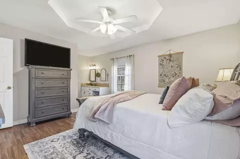 Bedroom - 1329 S State Highway Uu, Chadwick, MO 65629 photo 2 of 4