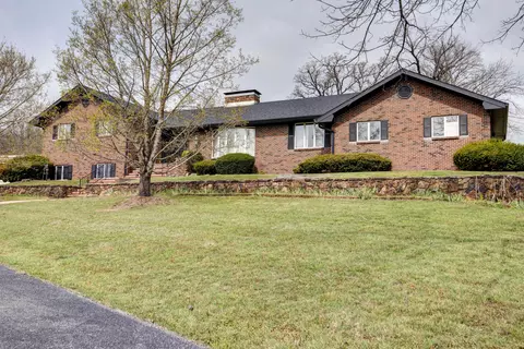 4897 N Farm Road 141, Springfield, MO 65803