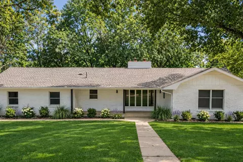 1908 Timber Ln, West Plains, MO 65775