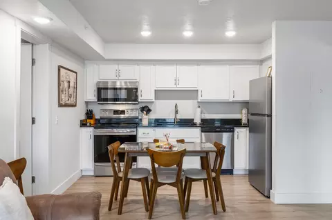 Kitchen - 403 Veterans Blvd #304, Branson, MO 65616 photo 1 of 2