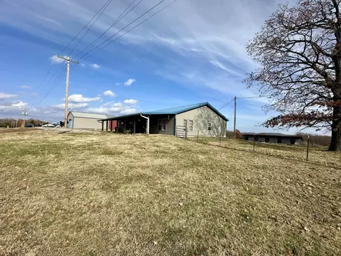 658 State Highway 5, Gainesville, MO 65655