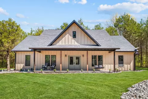 220 Lark Ln, Shell Knob, MO 65747