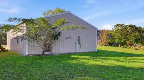 Exterior - 675 County Road 364, Thayer, MO 65791 photo 5 of 13